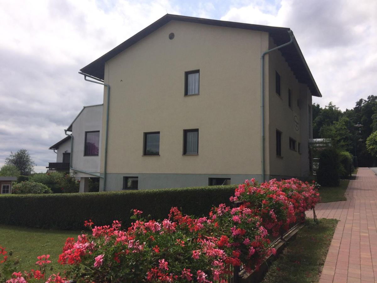 Bed and Breakfast Haus Camelia Bad Tatzmannsdorf Exterior foto