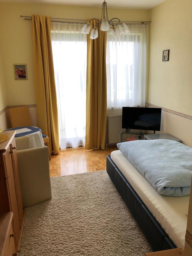 Bed and Breakfast Haus Camelia Bad Tatzmannsdorf Exterior foto