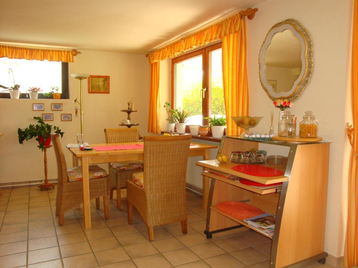 Bed and Breakfast Haus Camelia Bad Tatzmannsdorf Exterior foto