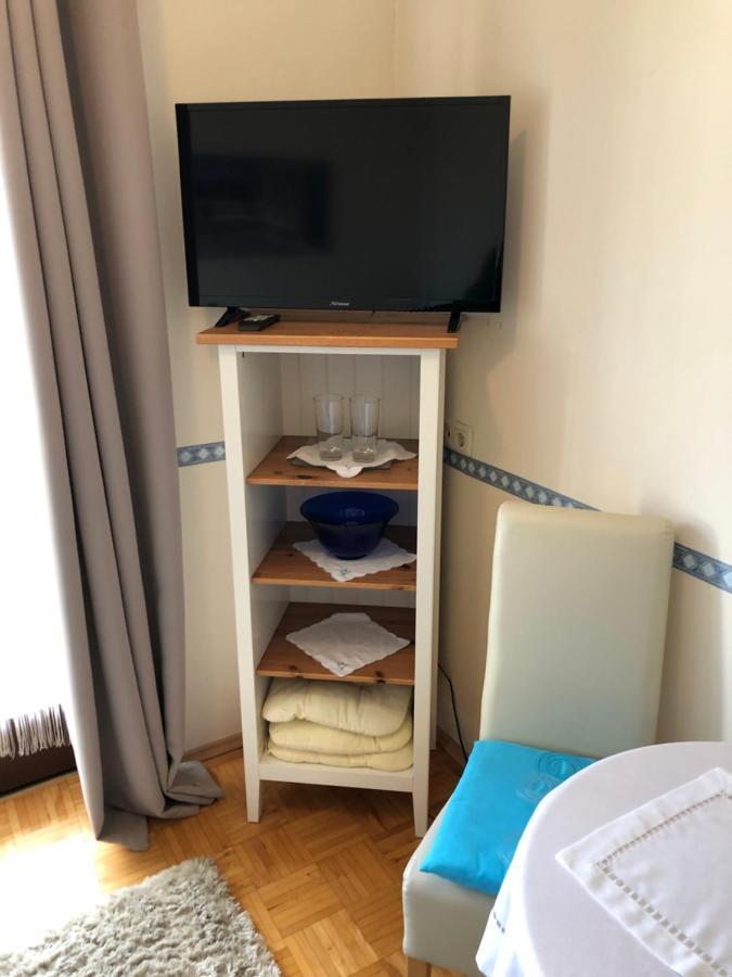 Bed and Breakfast Haus Camelia Bad Tatzmannsdorf Exterior foto